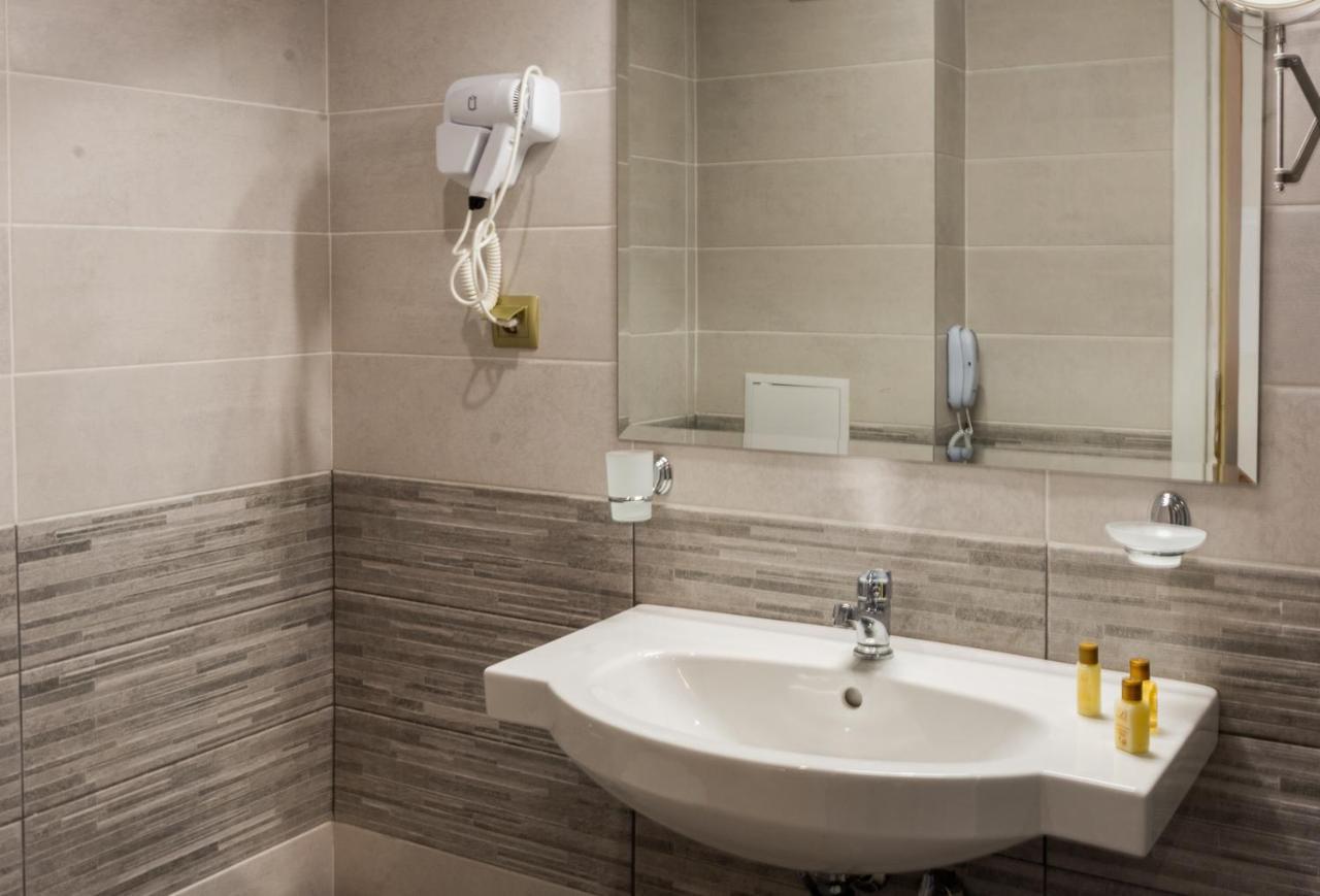 Vemara City Boutique Hotel-Free Parking Varna Exteriér fotografie