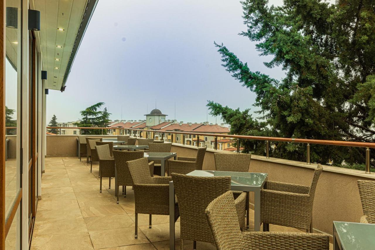 Vemara City Boutique Hotel-Free Parking Varna Exteriér fotografie