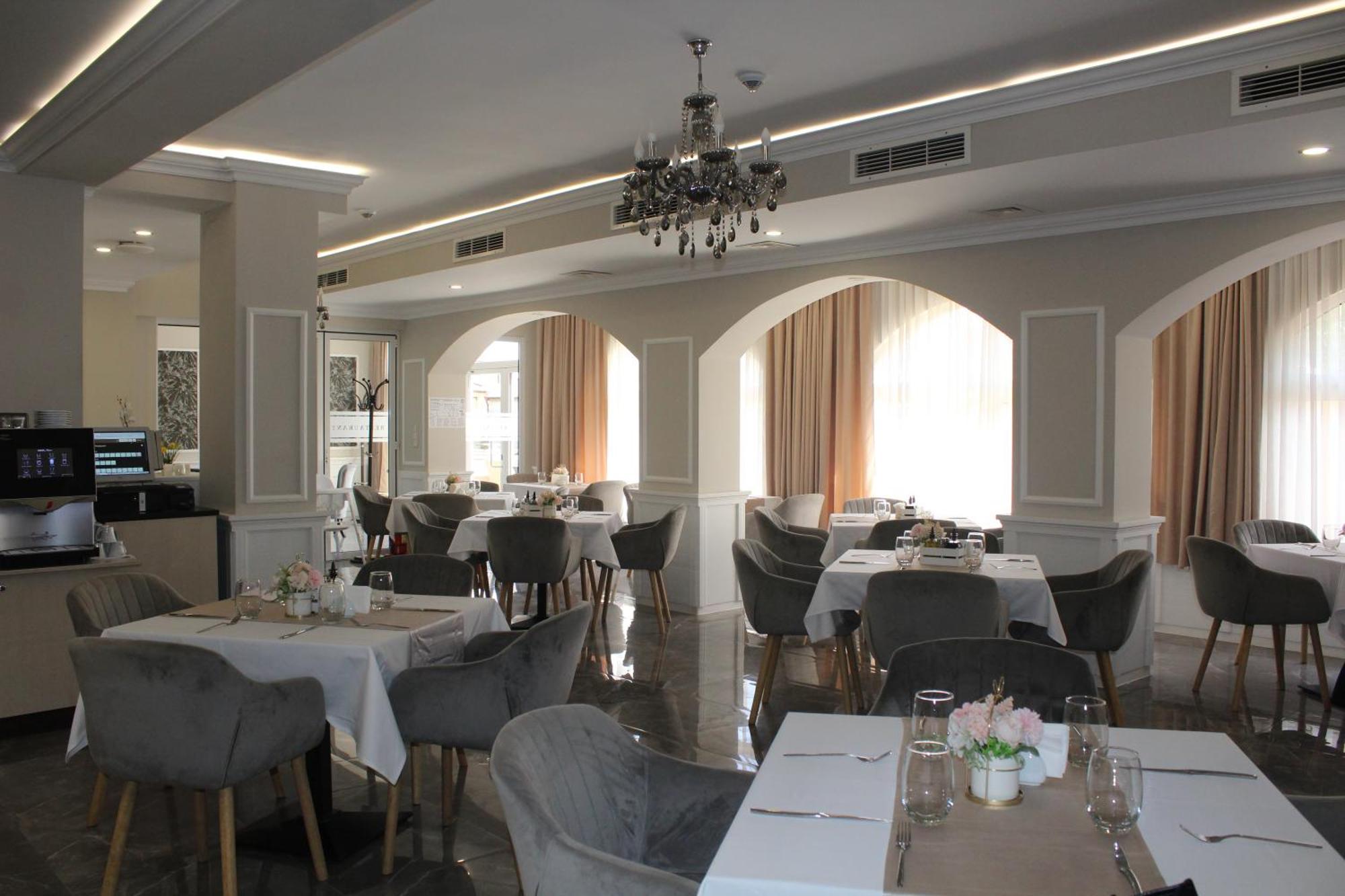 Vemara City Boutique Hotel-Free Parking Varna Exteriér fotografie